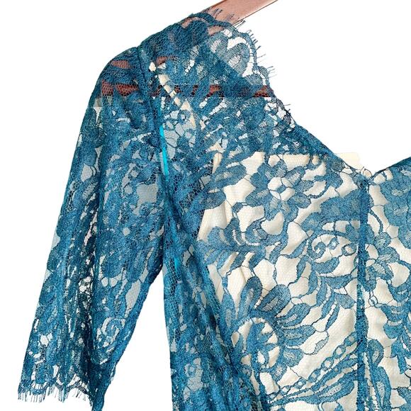 Lover Dress 4 - Picture 3 of 9